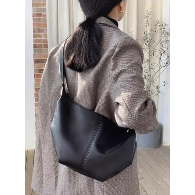 ZARA 자라 크루아상백 만두백 크로와상백 범백 대학생 여성 가방 여행 데일리 가방