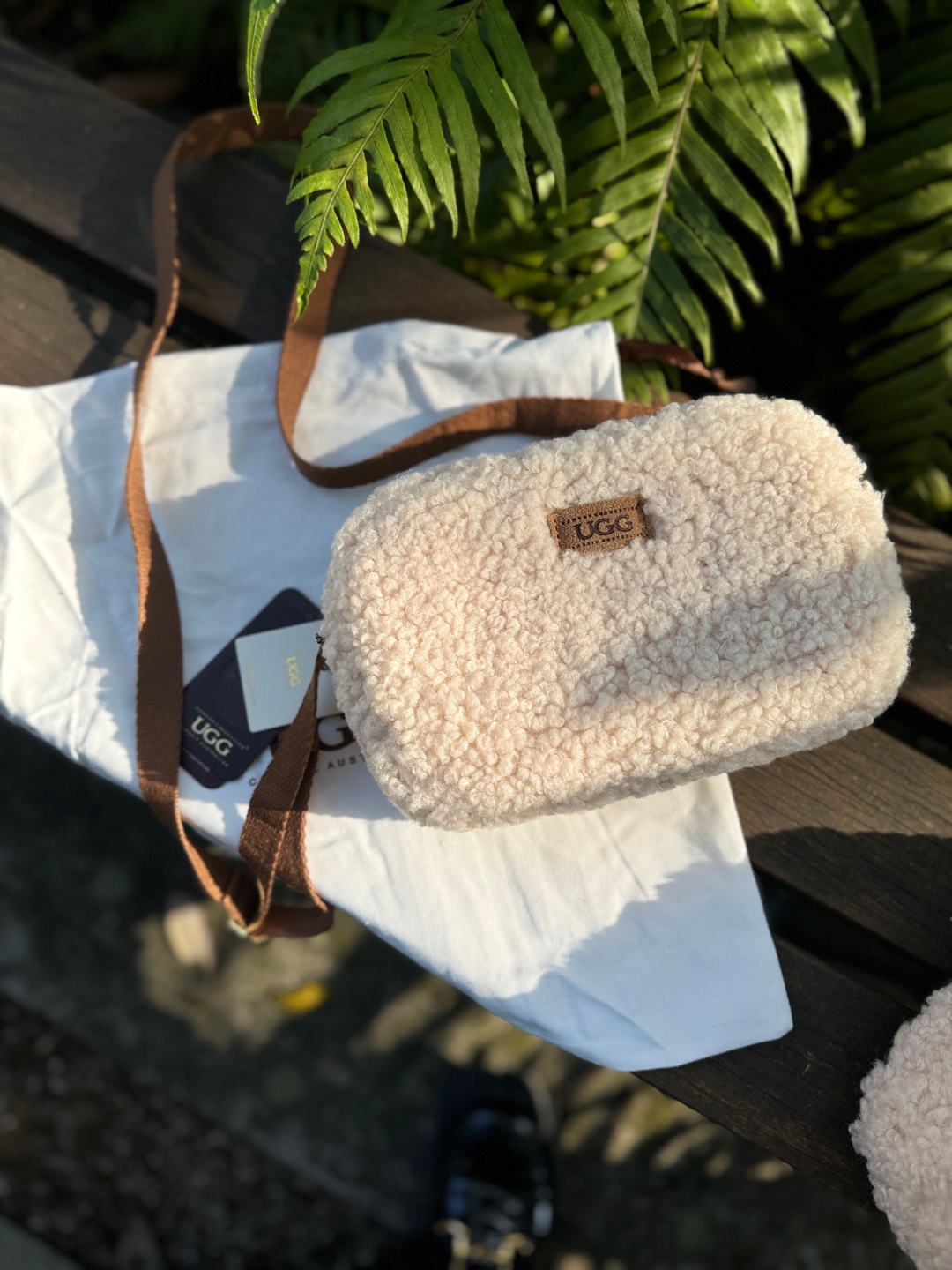 호주어그 오즈웨어 지아나 어그가방 양털 미니 토트 박스백 크로스백 버킷 백팩