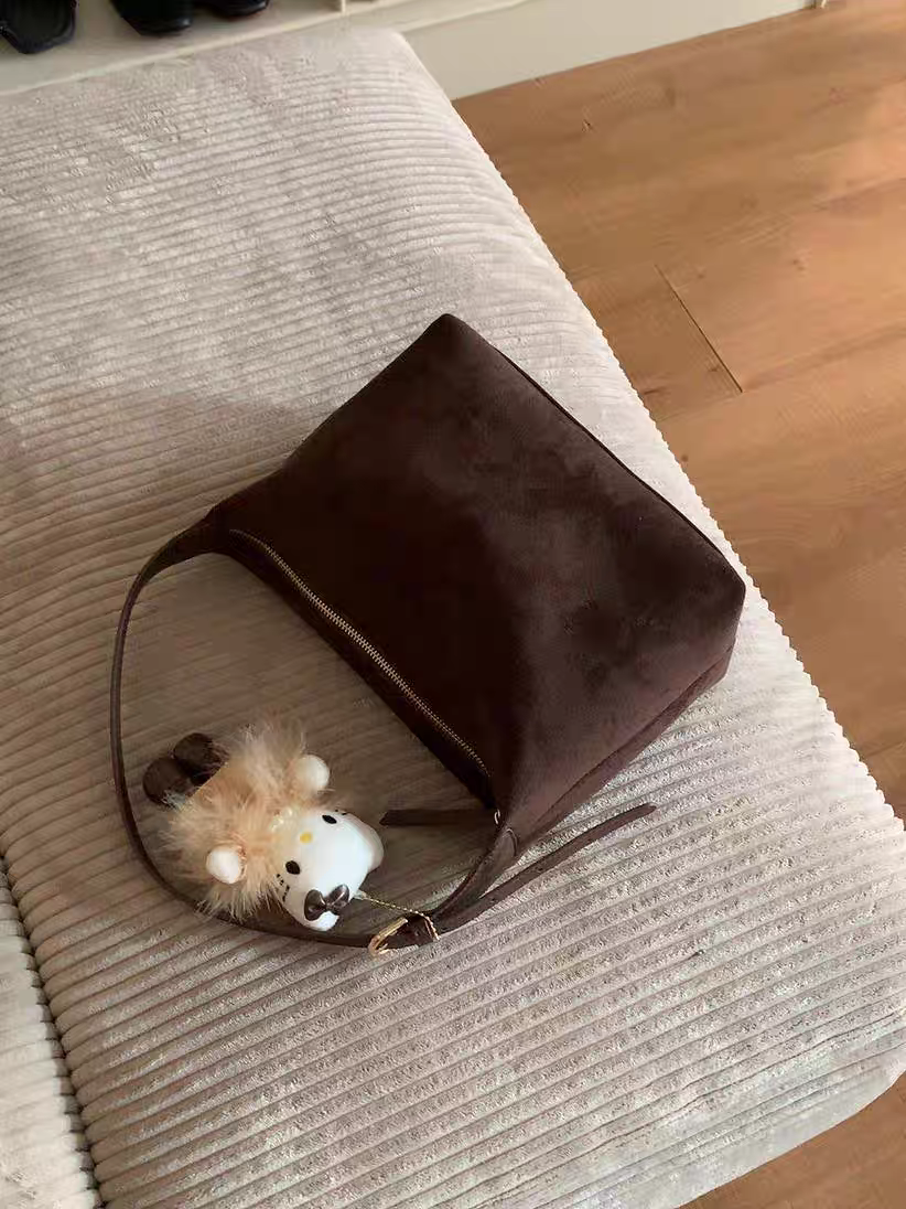 자라 가방 스웨이드 호보백 숄더백 보부상 크로스백 가을 겨울 가방 여성 데일리