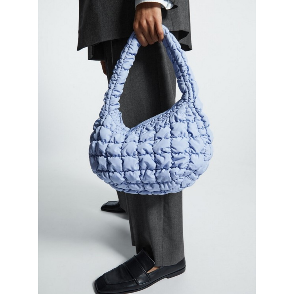 [국내오늘출고]코스 COS 퀼티드 미니백 구름백 오버사이즈 초미니마이크로 식빵 보부상