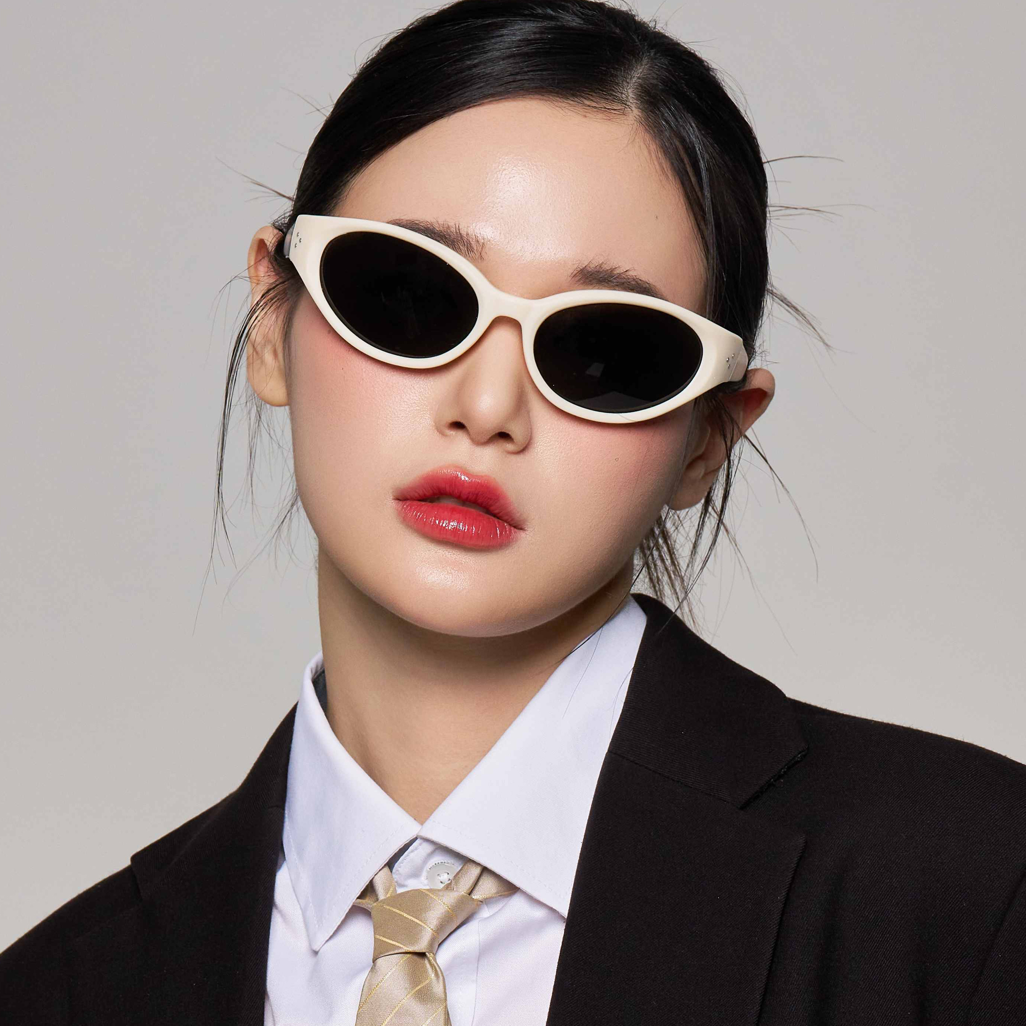 가벼운 고프코어 라이딩 패션 고글 러닝 선글라스 골프 뿔테