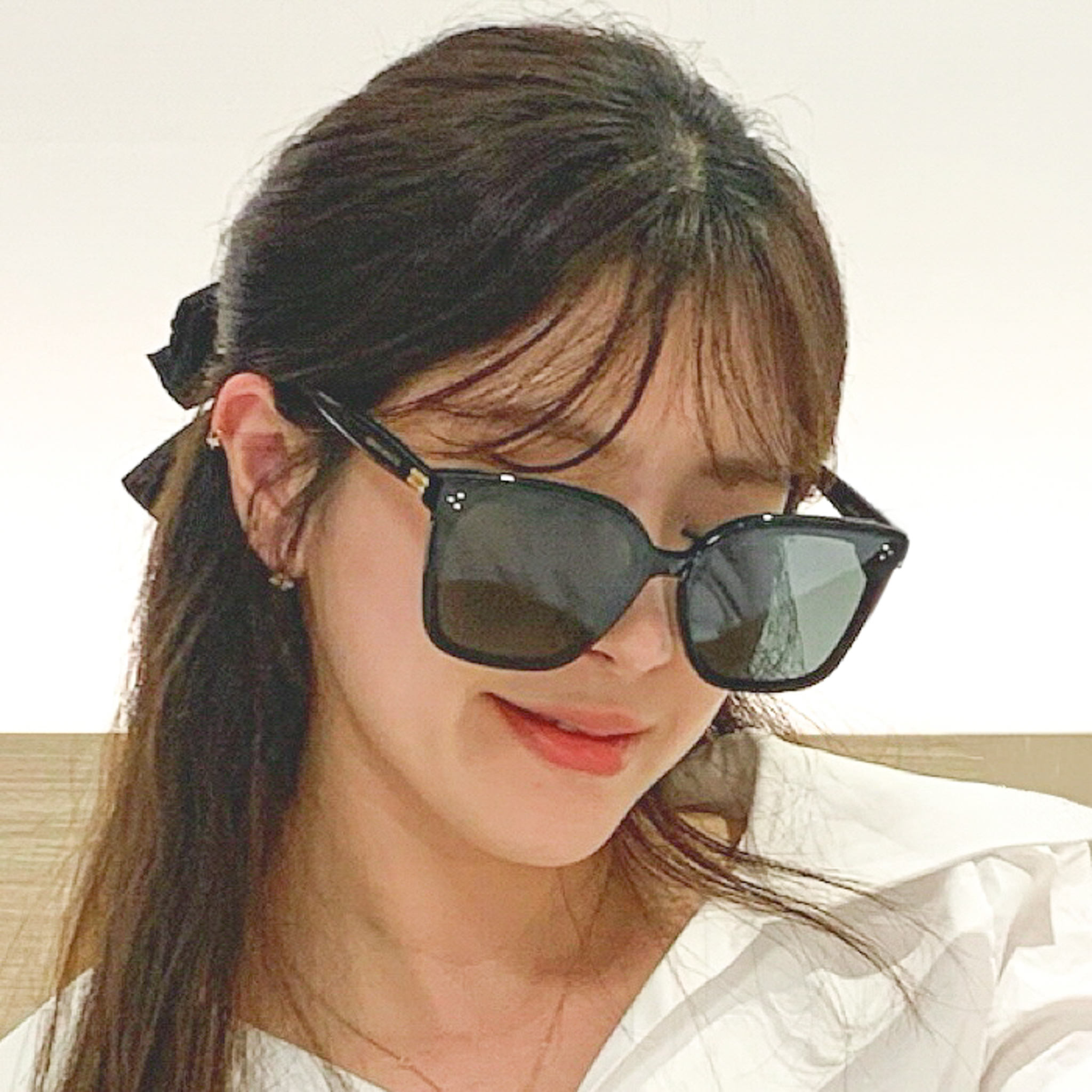 젠틀몬스터 선글라스 뉴허 NEW HER 뿔테 사각 플랫바 남자 여자 오버사이즈선글라스