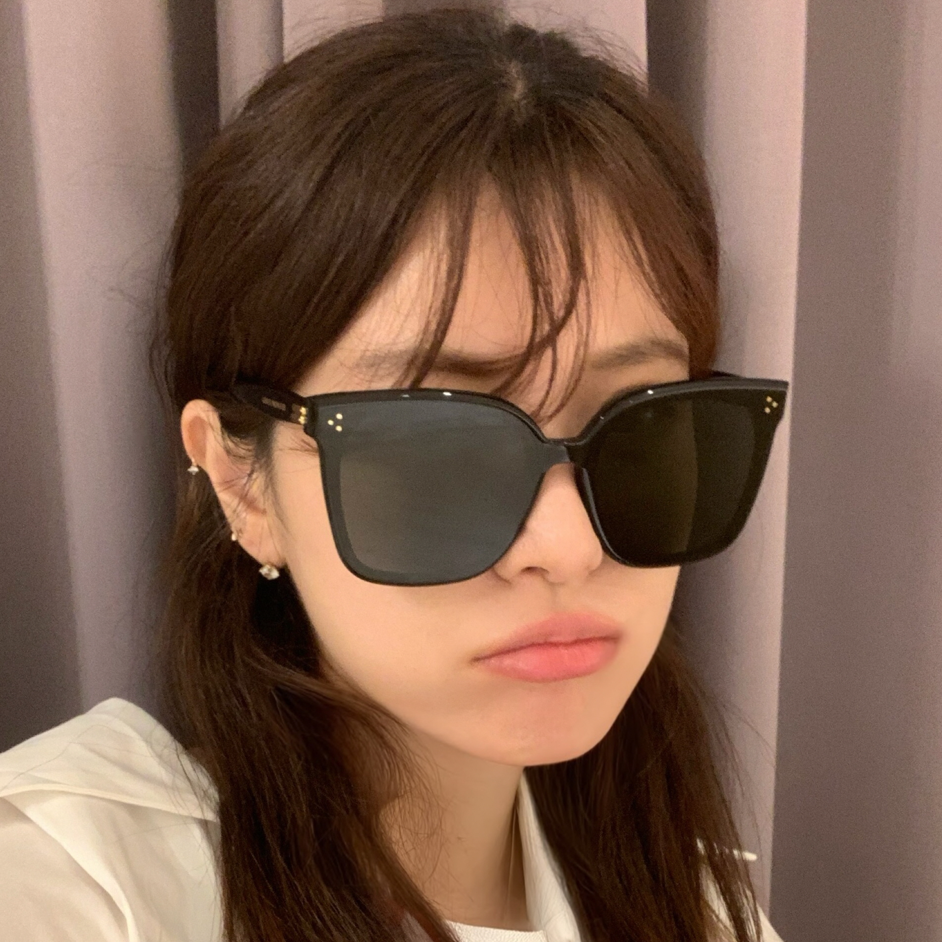 젠틀몬스터 선글라스 뉴허 NEW HER 뿔테 사각 플랫바 남자 여자 오버사이즈선글라스