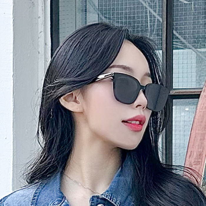 젠틀몬스터 선글라스 릴리트 01 BR 브라운 틴트선글라스 사각 뿔테 연예인 남자 여자 커플