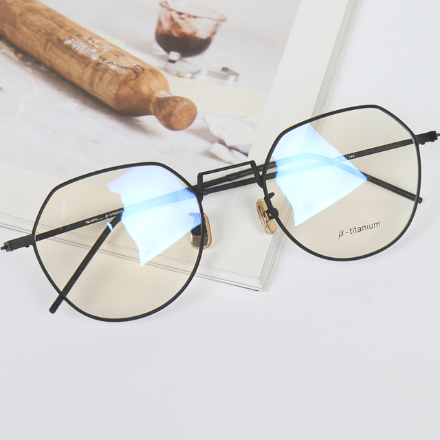 다각형 베타 티타늄 안경테 남자 여자 시력보호 자외선 블루라이트 차단 안경
