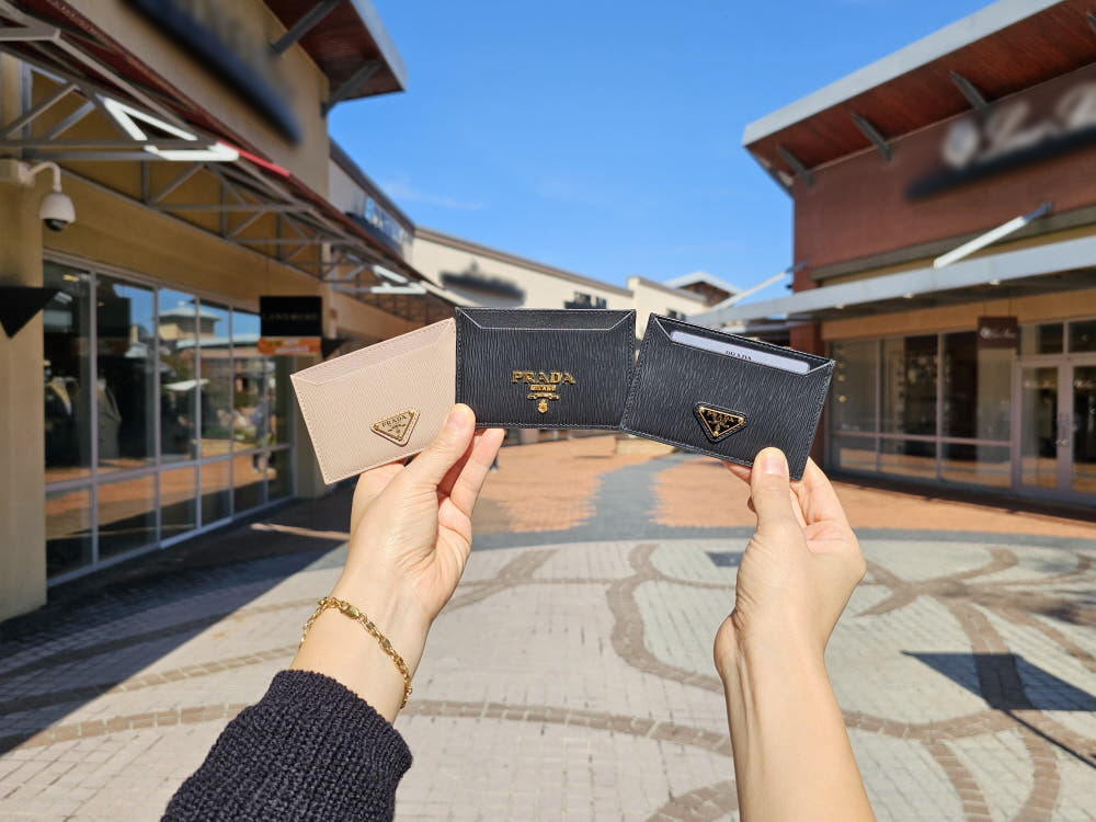 프라다 비텔로 삼각로고 여성카드지갑 사피아노 여자카드지갑 선물 1MC208 1mc025