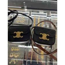 셀린느 트리오페 캔버스 미니 클로드 크로스백 2컬러 10I513DPV 38NO